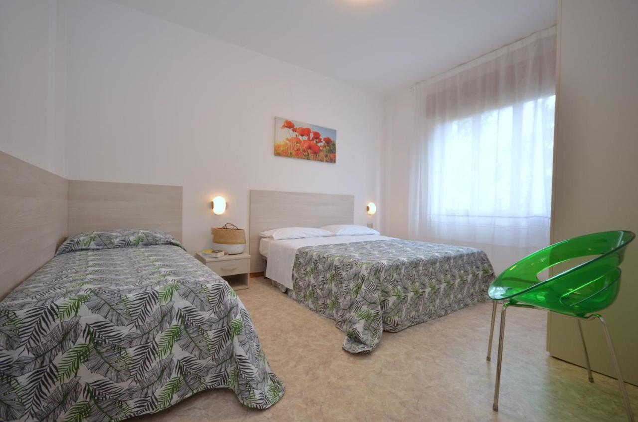 Villa Rosanna Lignano Sabbiadoro Extérieur photo